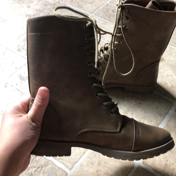 Ardene brown fashionable boots! - Picture 2 of 4